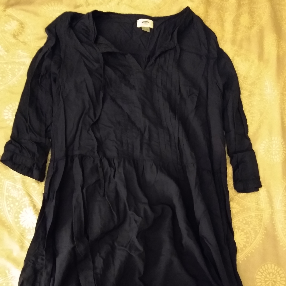 Maternity clothes